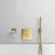 Thermostat von Ideal Standard in brushed gold mit Temperaturregelung, Handbrause und Wasserabfluss. An der Wand montiert, geeignet für moderne Badezimmergestaltung.